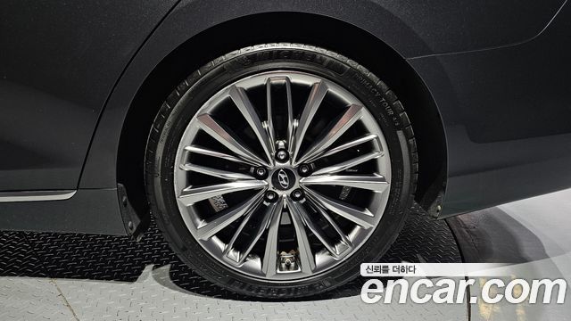 Hyundai Grandeur (IG) 3.0 Exclusive Special 2019 — фото 27