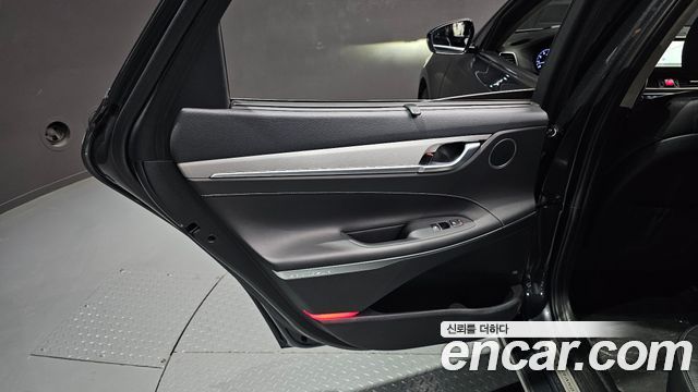 Hyundai Grandeur (IG) 3.0 Exclusive Special 2019 — фото 31