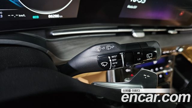 Kia Carnival (IV) Gasoline 9-Seater Signature 2021 — фото 32