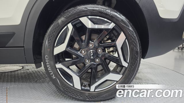 Kia Seltos Gasoline 1.6 Turbo 2WD Signature 2023 — фото 21