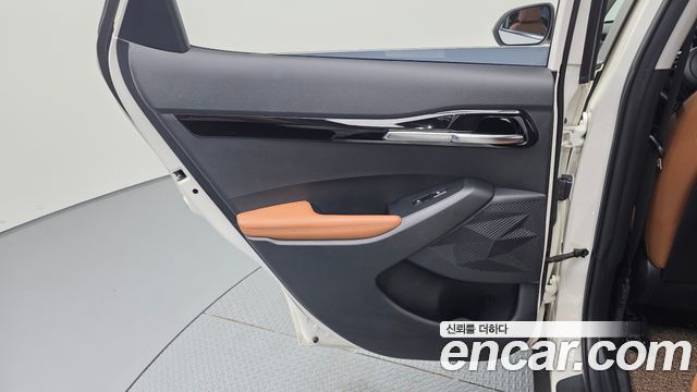 Kia Seltos Gasoline 1.6 Turbo 2WD Signature 2023 — фото 25