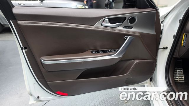 Kia Stinger 2.2 Diesel 2WD Dream Edition 2018 — фото 30