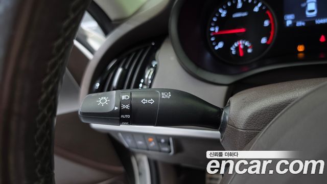 Kia Stinger 2.2 Diesel 2WD Dream Edition 2018 — фото 35