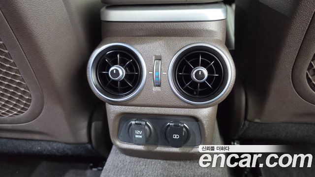 Kia Stinger 2.2 Diesel 2WD Dream Edition 2018 — фото 37