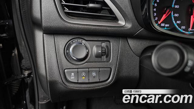 Chevrolet Spark LT 2019 — фото 16