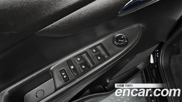 Chevrolet Spark LT 2019 — фото 18