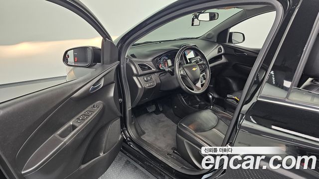 Chevrolet Spark LT 2019 — фото 26