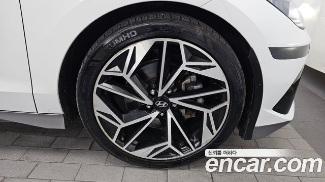 Hyundai Ioniq 6 Long Range Exclusive + 2023 — фото 21