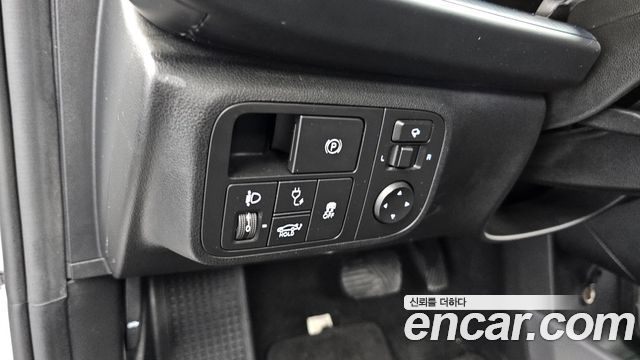 Hyundai Ioniq 6 Long Range Exclusive + 2023 — фото 27