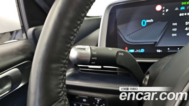 Hyundai Ioniq 6 Long Range Exclusive + 2023 — фото 30