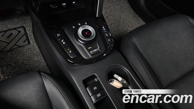 Kia Seltos Gasoline 1.6 Turbo 2WD Signature 2025 — фото 9