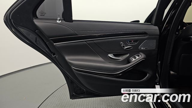 Mercedes-Benz S-Class (W222) S63 AMG 4MATIC+ 2020 — фото 31
