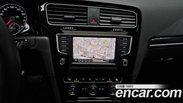 Volkswagen Golf (VII) 1.4 TSI 2016 — фото 14