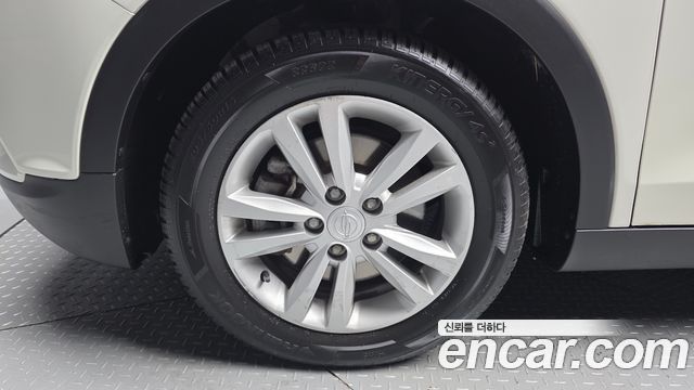 KG Mobility (SsangYong) Tivoli Diesel TX 2WD 2016 — фото 5