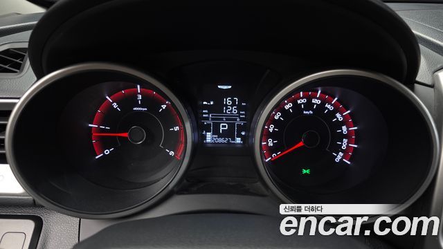 KG Mobility (SsangYong) Tivoli Diesel TX 2WD 2016 — фото 8