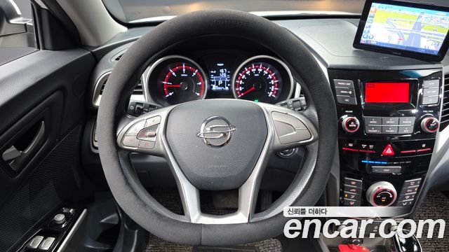 KG Mobility (SsangYong) Tivoli Diesel TX 2WD 2016 — фото 13
