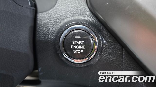 KG Mobility (SsangYong) Tivoli Diesel TX 2WD 2016 — фото 17