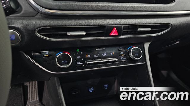 Hyundai Sonata (DN8) 2.0 LPG(rental car) Smart 2020 — фото 17