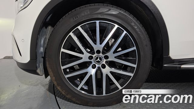 Mercedes-Benz GLC-Class (X253) GLC300 4MATIC 2020 — фото 5
