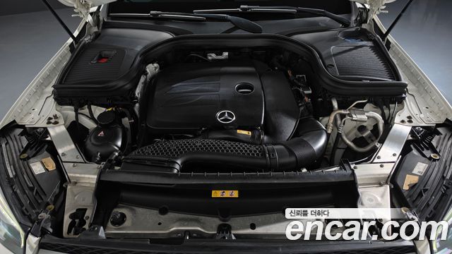 Mercedes-Benz GLC-Class (X253) GLC300 4MATIC 2020 — фото 6