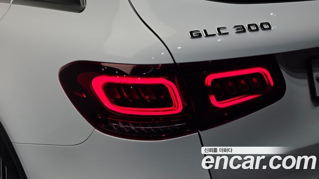 Mercedes-Benz GLC-Class (X253) GLC300 4MATIC 2020 — фото 23