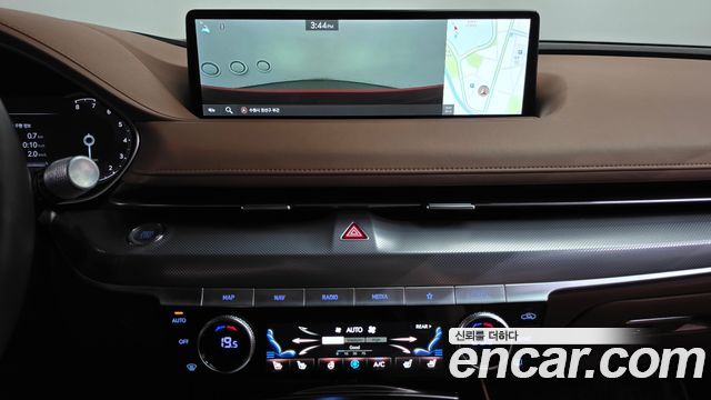 Genesis G80 (RG3) Gasoline 2.5 Turbo AWD 2022 — фото 12