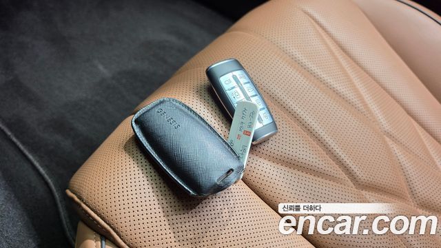 Genesis G80 (RG3) Gasoline 2.5 Turbo AWD 2022 — фото 15