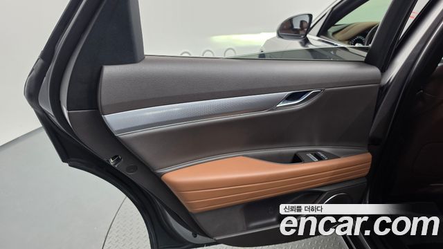 Genesis G80 (RG3) Gasoline 2.5 Turbo AWD 2022 — фото 25