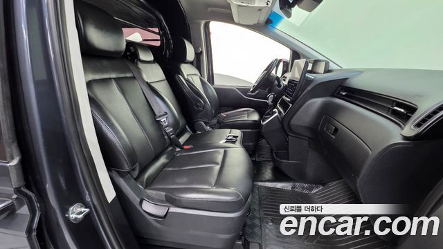 Hyundai Staria Cargo 3-Seater Modern 2022 — фото 10