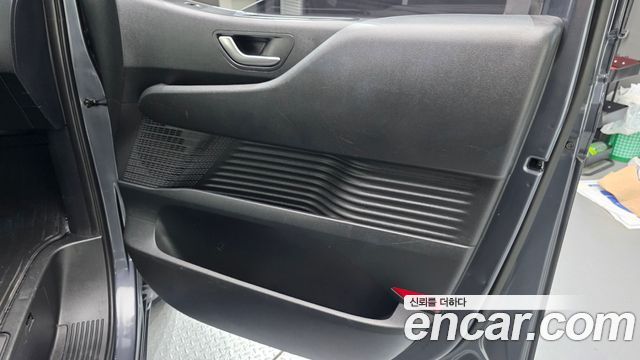 Hyundai Staria Cargo 3-Seater Modern 2022 — фото 25