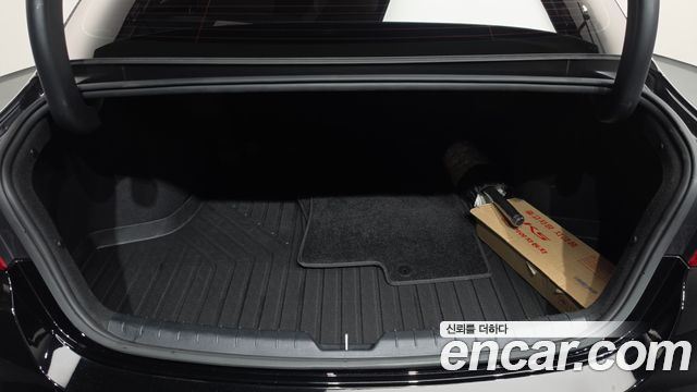 Kia K5 (III) 1.6 Turbo Signature 2020 — фото 17