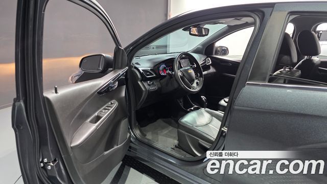 Chevrolet Spark Premier 2019 — фото 10