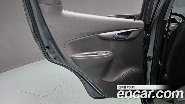 Chevrolet Spark Premier 2019 — фото 25