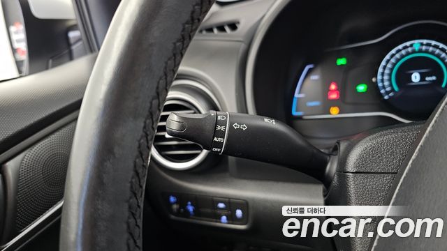 Hyundai Kona Electric Modren 2020 — фото 19