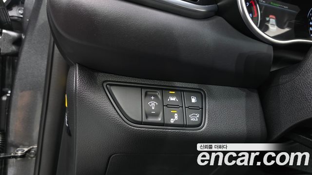 Genesis G70 2.0T AWD Elite 2019 — фото 18