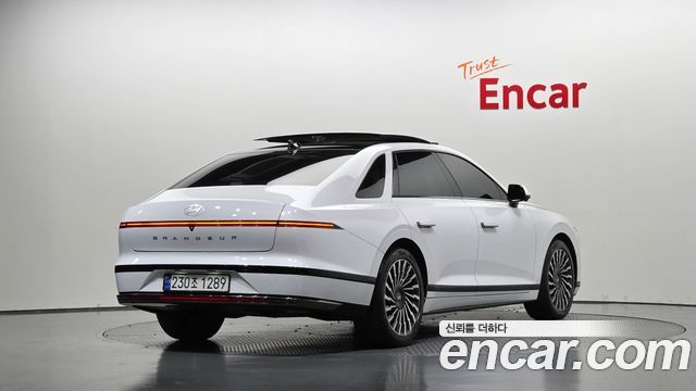 Hyundai Grandeur (GN7) 3.5 Gasoline 2WD Calligraphy 2023 — фото 2