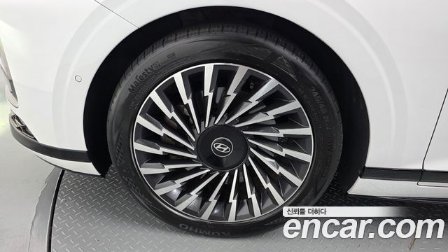 Hyundai Grandeur (GN7) 3.5 Gasoline 2WD Calligraphy 2023 — фото 5