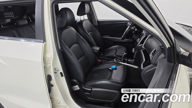 KG Mobility (SsangYong) Tivoli Diesel LX 2WD 2016 — фото 26