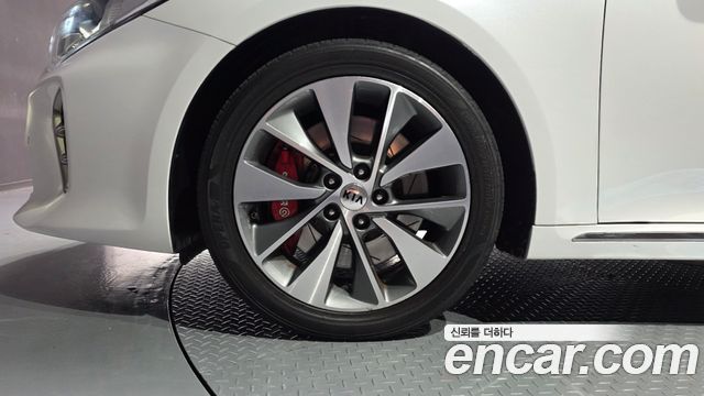 Kia K5 (II) 2.0 SX Prestige 2018 — фото 5