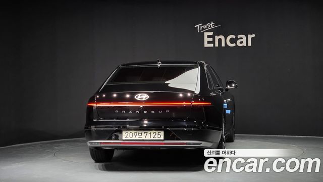 Hyundai Grandeur (GN7) 2,5 Gasoline 2WD Exclusive 2025 — фото 4