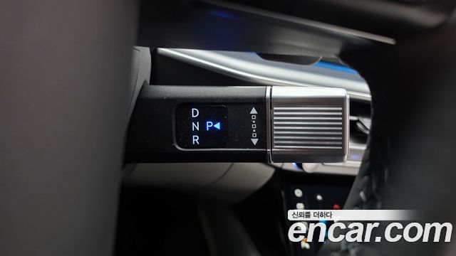 Hyundai Grandeur (GN7) 2,5 Gasoline 2WD Exclusive 2025 — фото 9