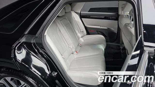 Hyundai Grandeur (GN7) 2,5 Gasoline 2WD Exclusive 2025 — фото 11