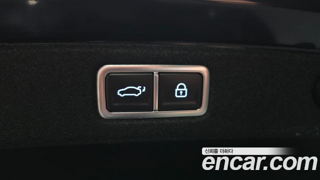 Hyundai Grandeur (GN7) 2,5 Gasoline 2WD Exclusive 2025 — фото 18