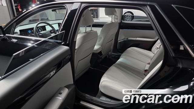 Hyundai Grandeur (GN7) 2,5 Gasoline 2WD Exclusive 2025 — фото 27