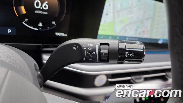 Hyundai Grandeur (GN7) 2,5 Gasoline 2WD Exclusive 2025 — фото 30