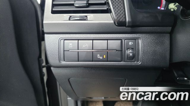 KG Mobility (SsangYong) Rexton Sports Diesel 2.2 2WD Wild 2021 — фото 19