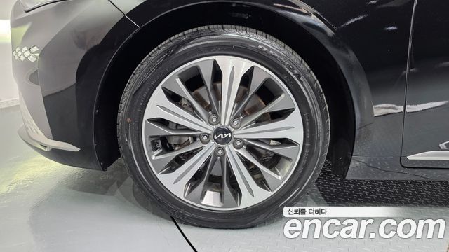 Kia K8 2.5 Gasoline 2WD Noblesse Light 2022 — фото 5