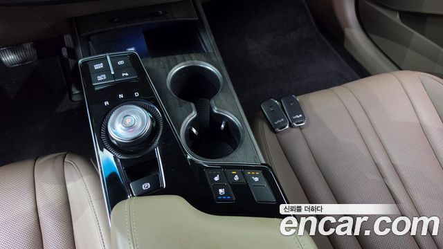 Kia K8 2.5 Gasoline 2WD Noblesse Light 2022 — фото 9