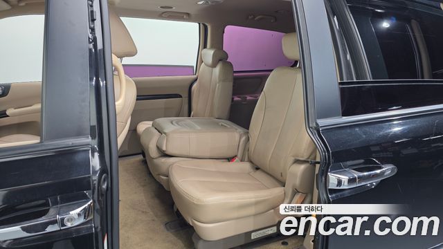 Kia Carnival R New Carnival Limousine GLX High-Deluxe 2014 — фото 11