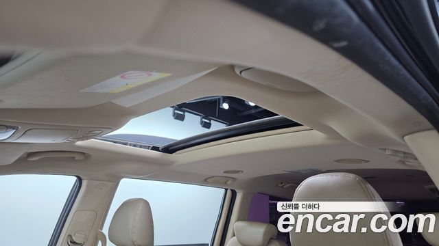 Kia Carnival R New Carnival Limousine GLX High-Deluxe 2014 — фото 15